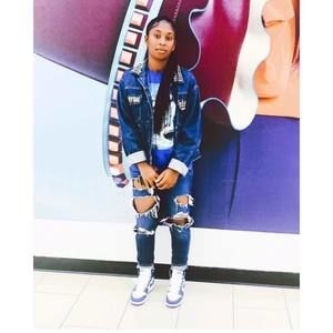 Meet your Posher, Samantha